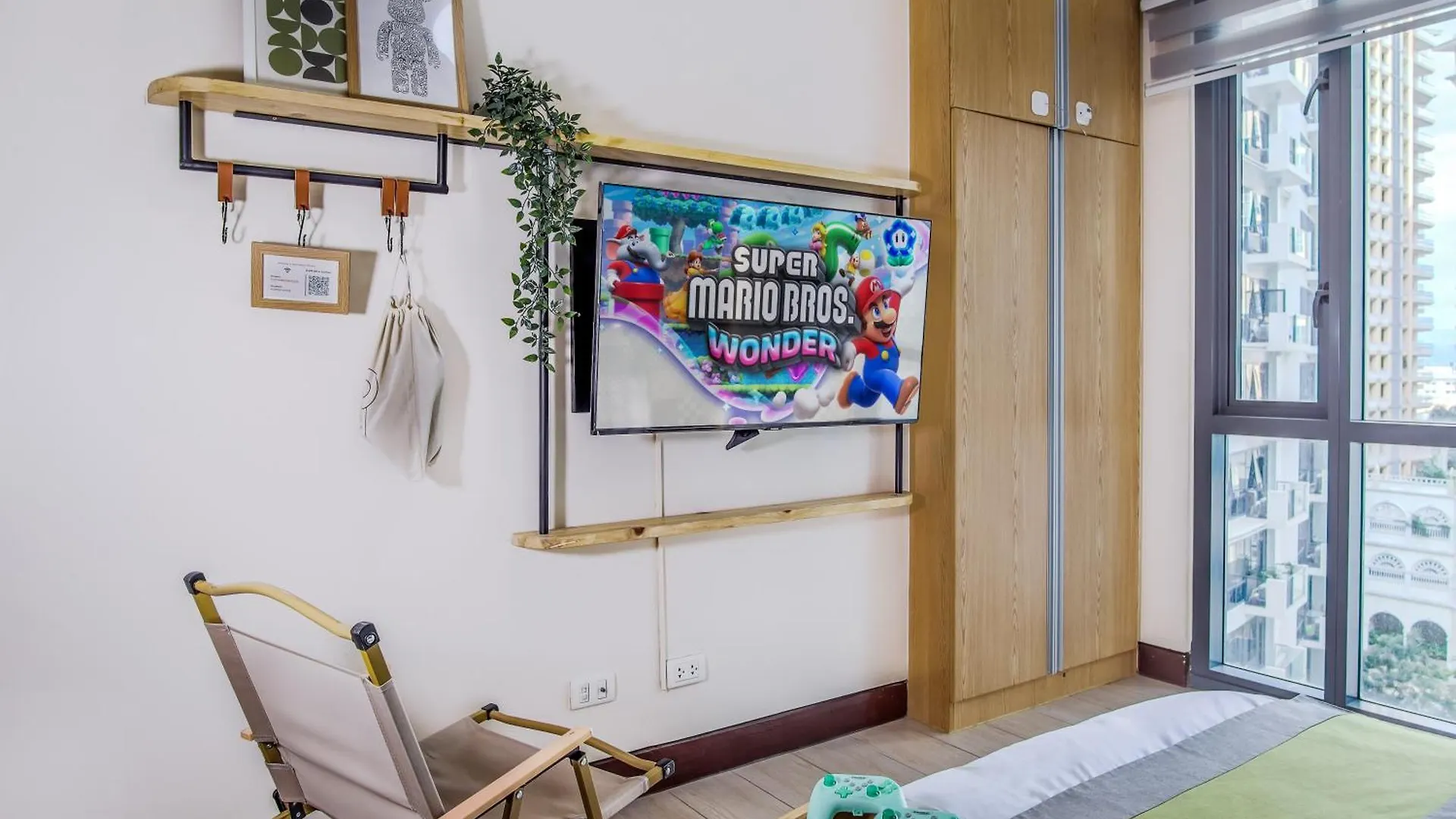 Spacious Family Sleeper Bgc & 84Inch Cinema Manila Apartment