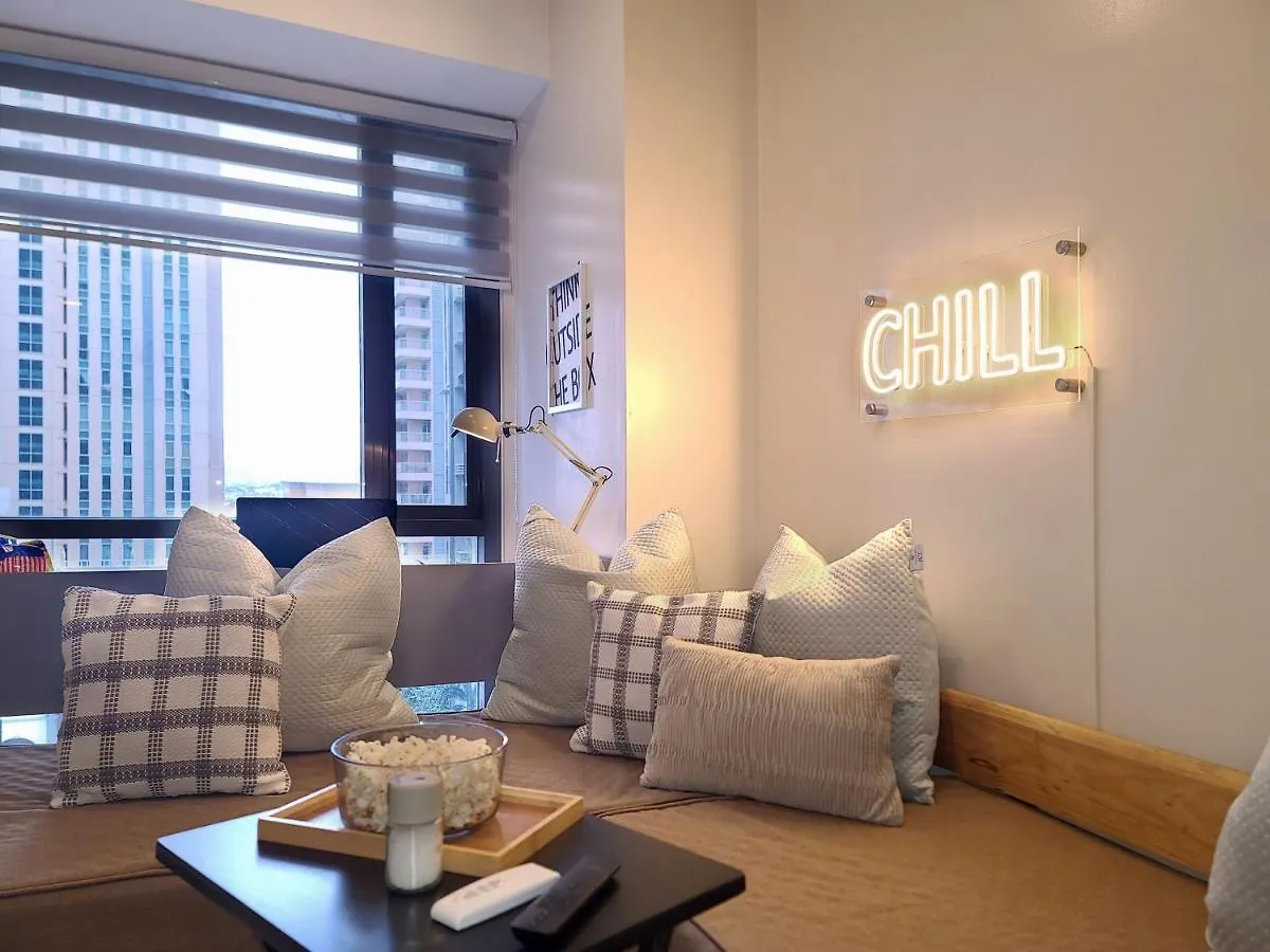 Spacious Family Sleeper Bgc & 84Inch Cinema Manila Apartman